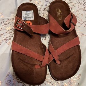 NWT sandals